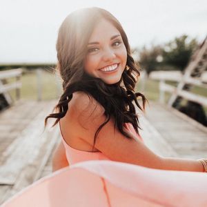 Meet your Posher, Nicole